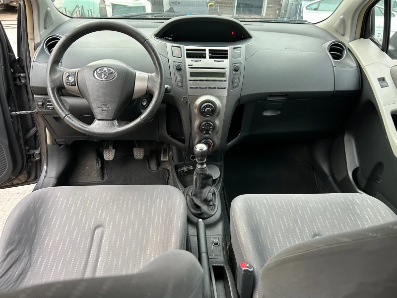 Toyota Yaris 1.4 d4d НОВ ВНОС, снимка 6 - Автомобили и джипове - 52967157
