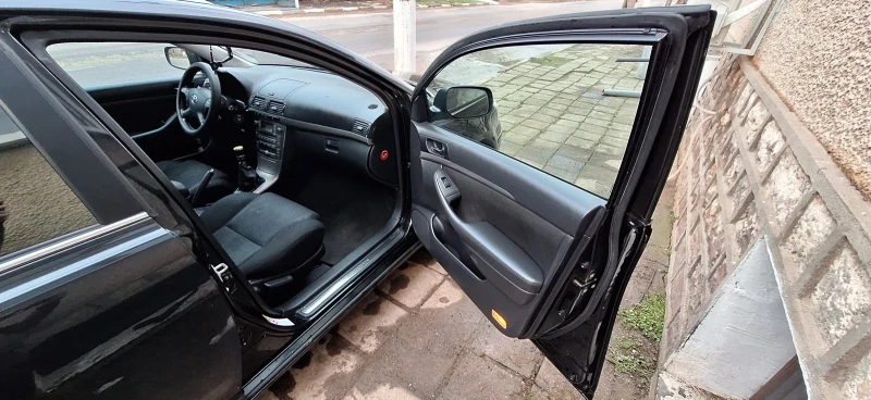 Toyota Avensis Т25, снимка 7 - Автомобили и джипове - 53596768
