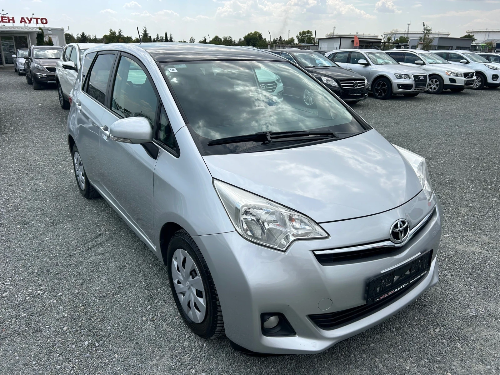 Toyota Verso S (KATO НОВА) - изображение 3