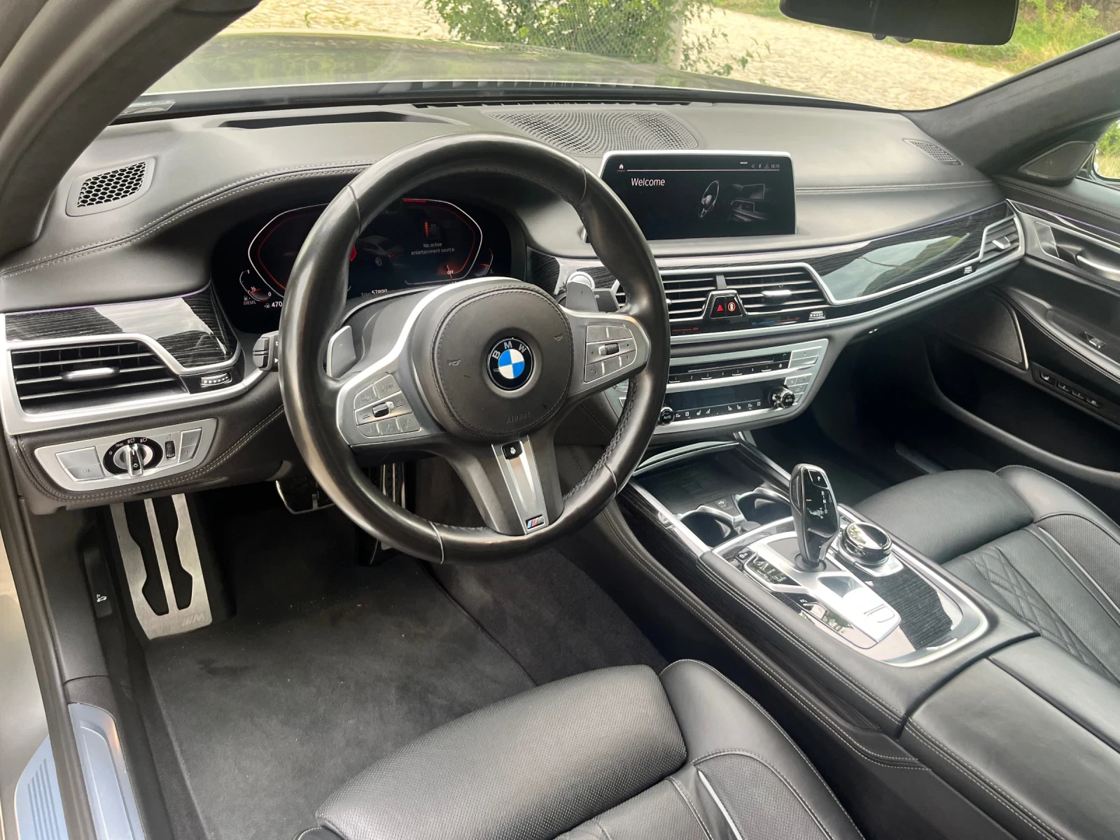 BMW 740 M-PAKET-4x4 //68000 км //SHADOW LINE - изображение 9