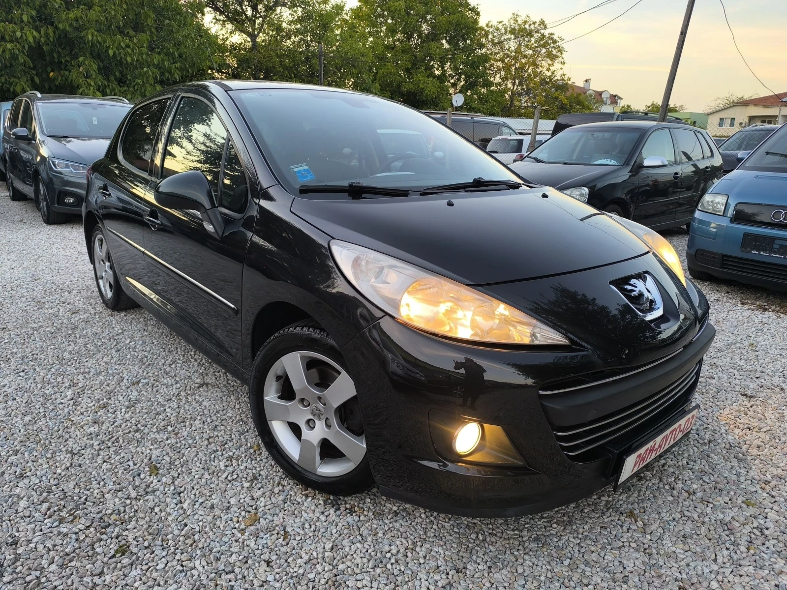 Peugeot 207 Benzin Face - изображение 2