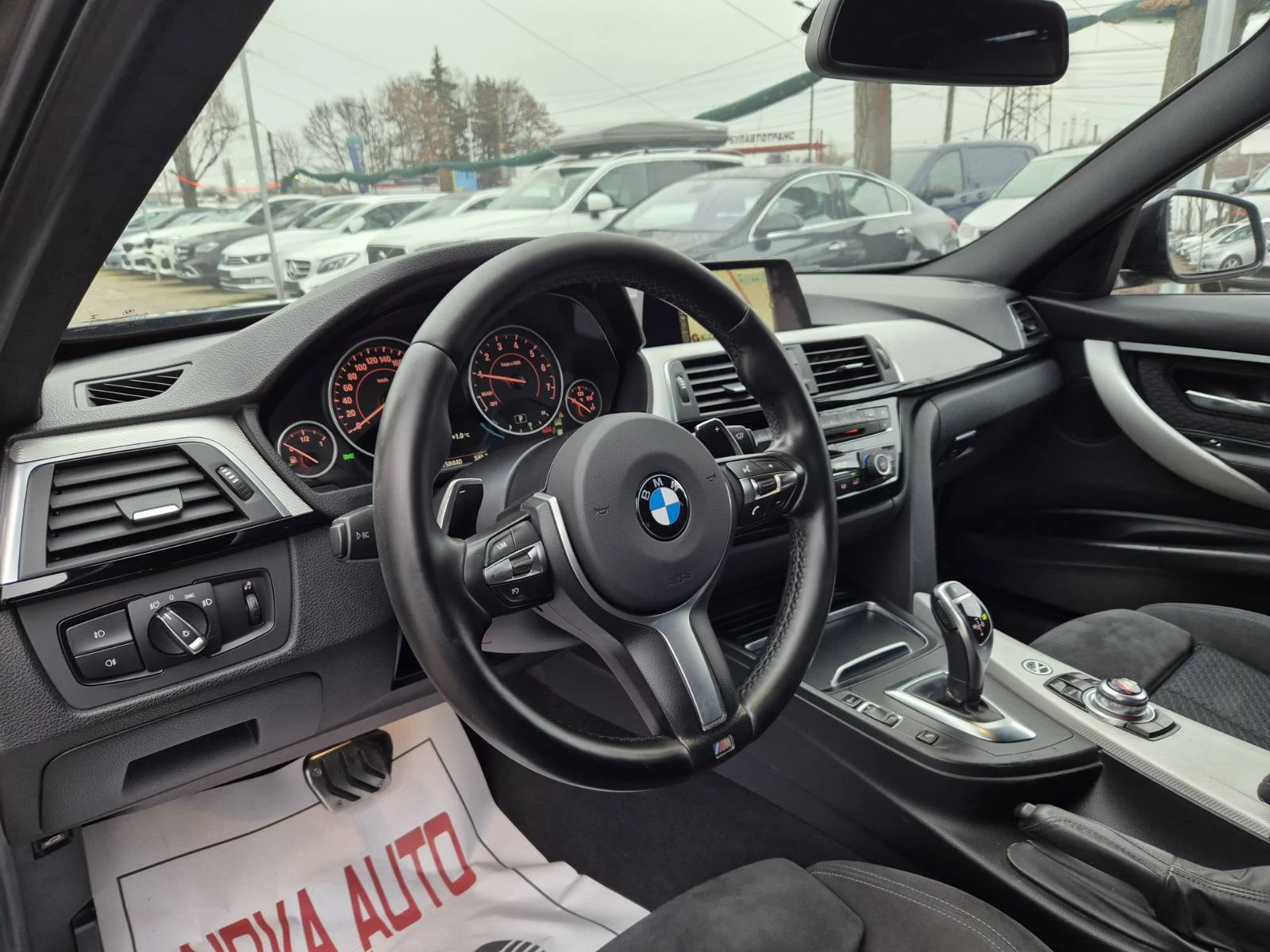 BMW 320 i-M SPORT-158000км-НОВА-СУПЕР СЪСТОЯНИЕ FACE LIFT - изображение 8