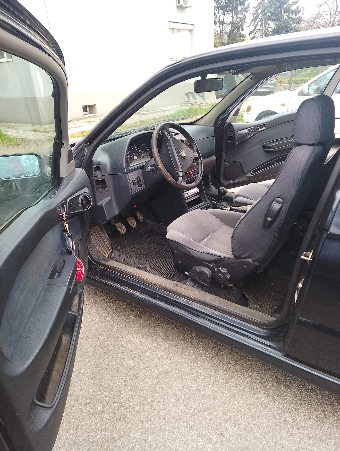 Alfa Romeo 145 Газ/бензин Twin spark 16V - изображение 5