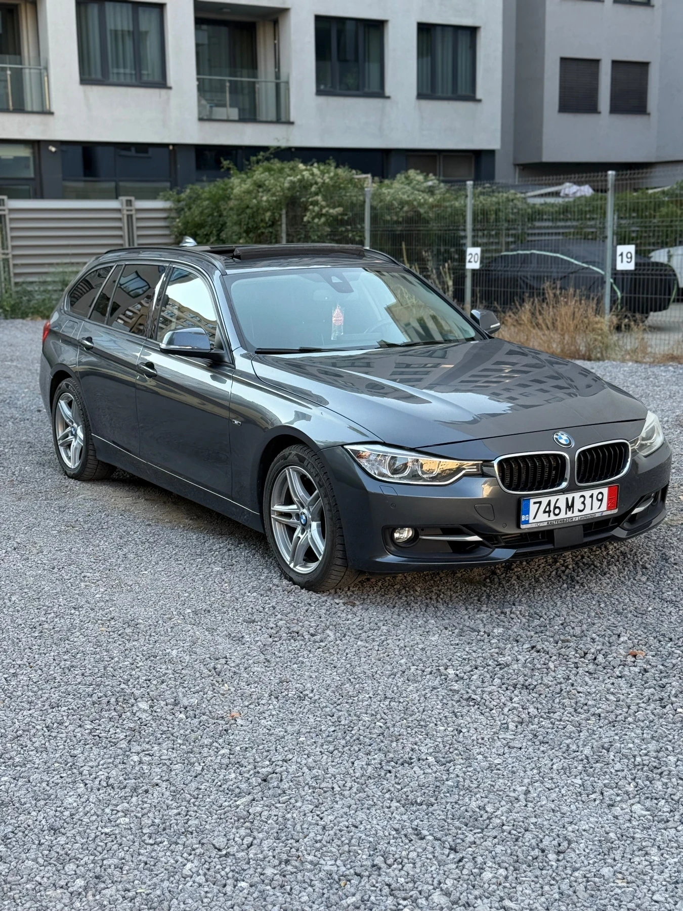 BMW 330 D xDrive Sport Line - изображение 2