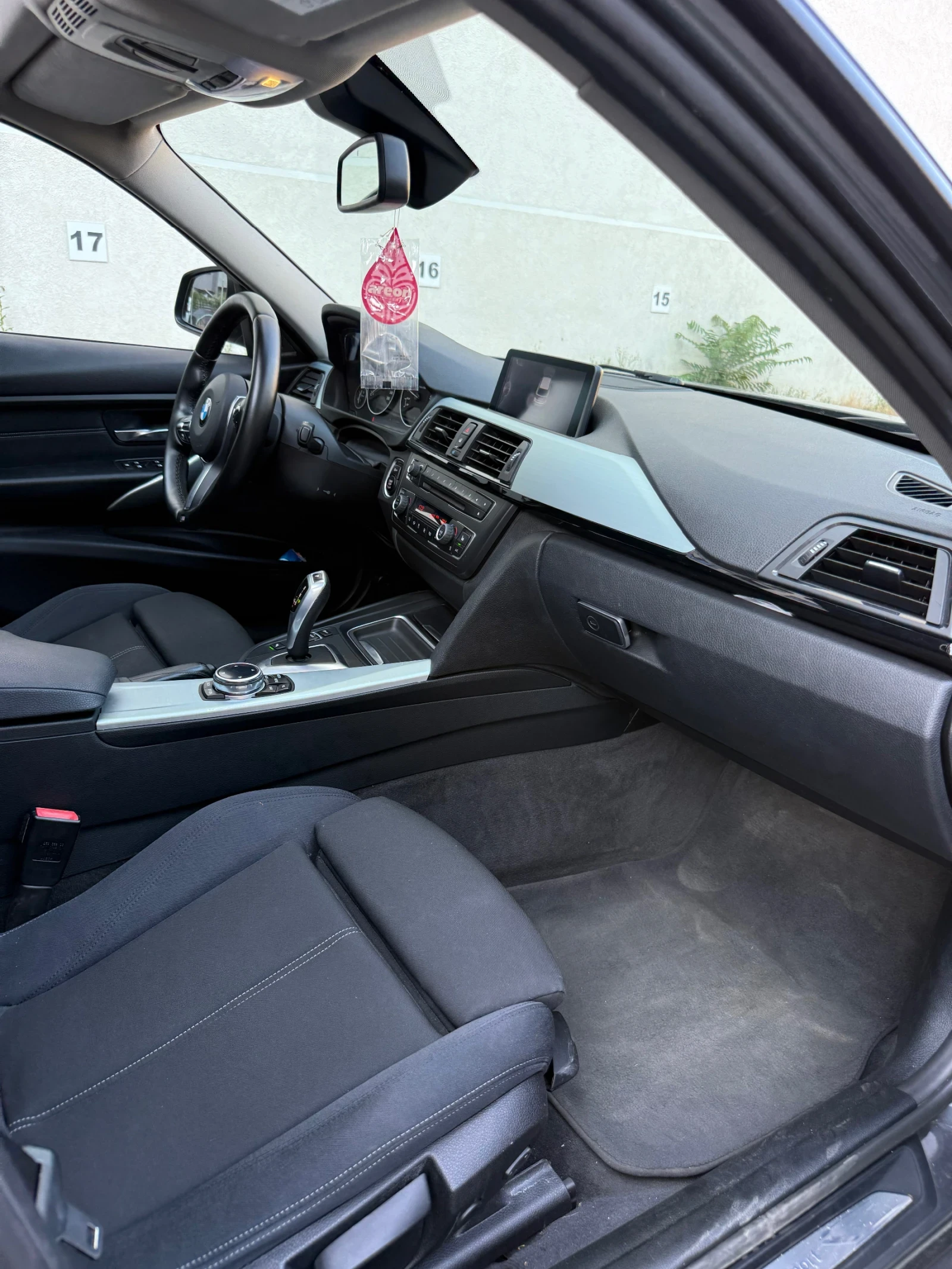 BMW 330 D xDrive Sport Line - изображение 10