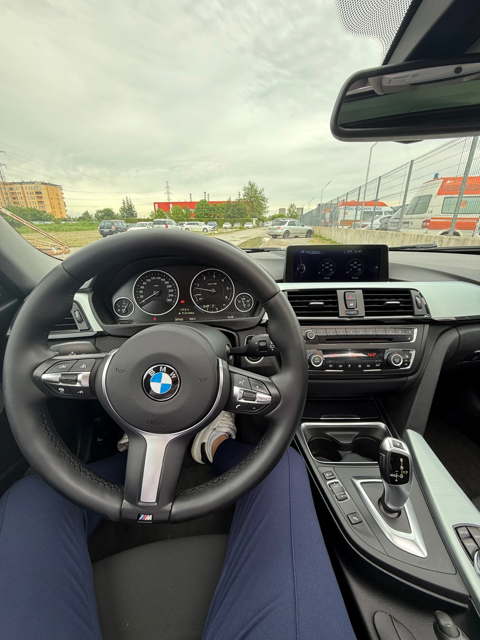 BMW 330 D xDrive Sport Line - изображение 10