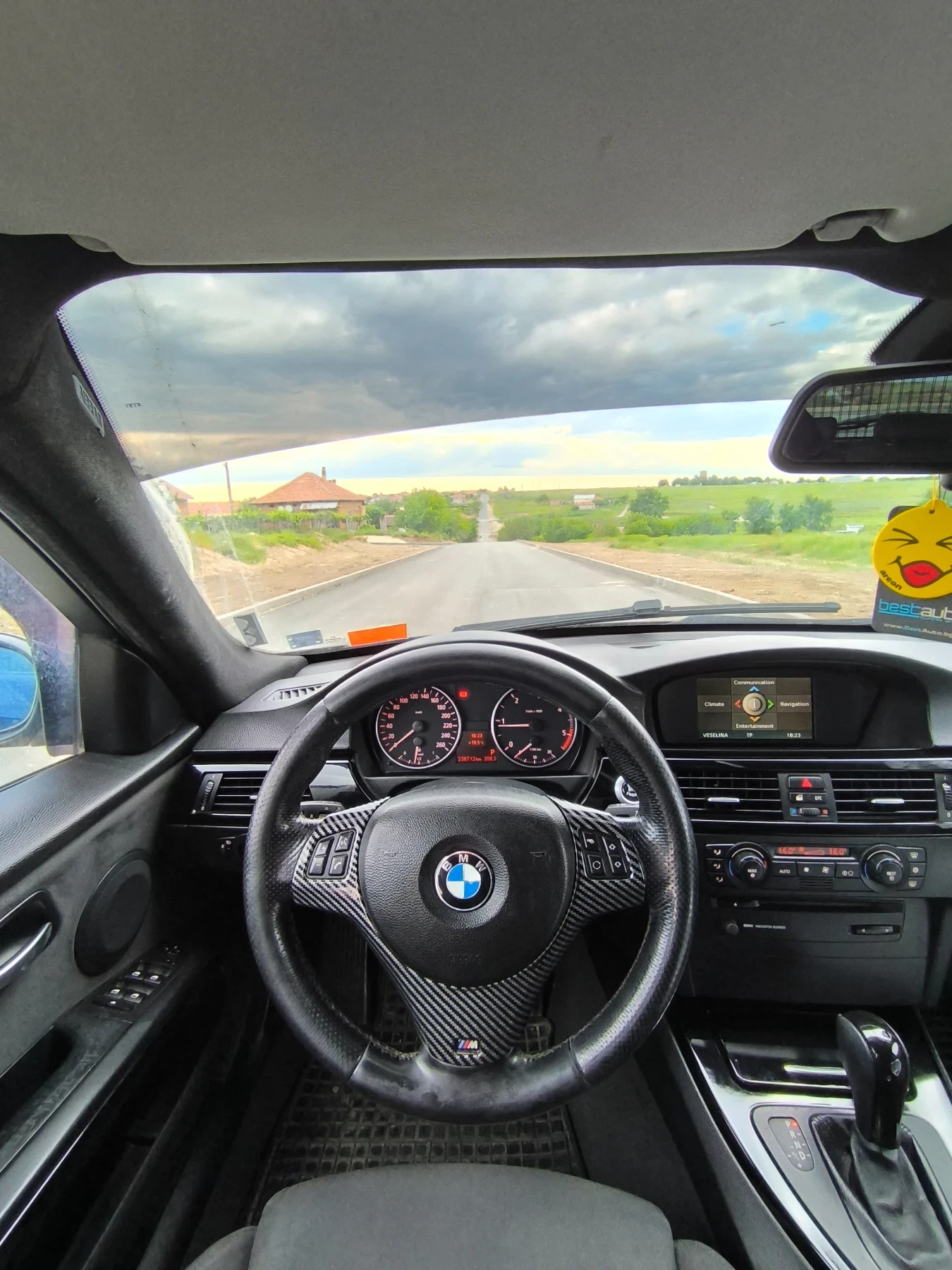 BMW 320 Е91 - изображение 7