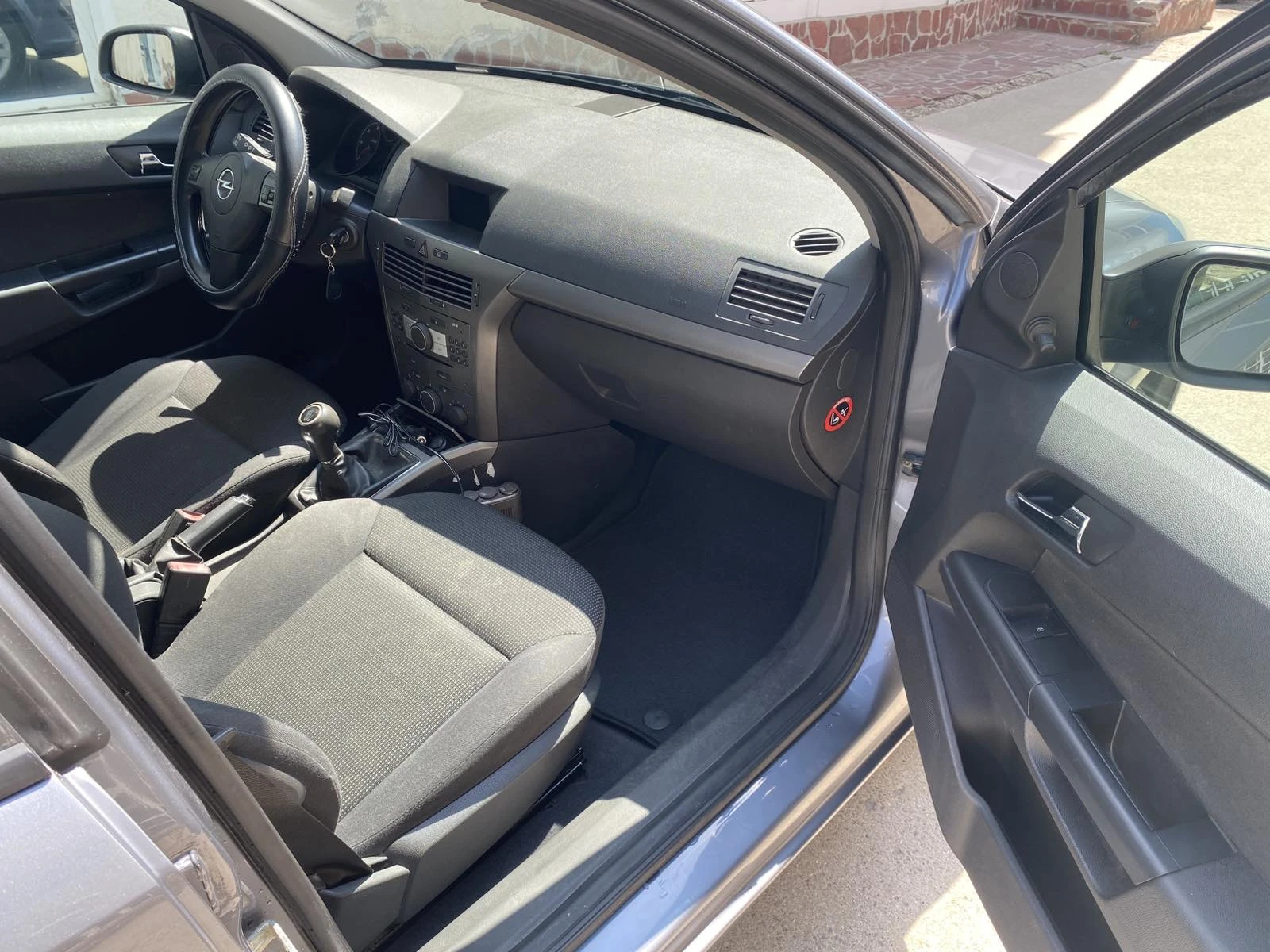 Opel Astra 1.9cdti - изображение 9