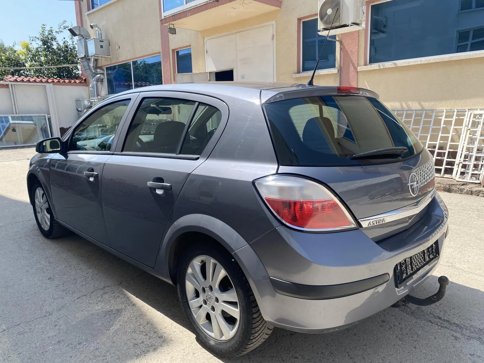 Opel Astra 1.9cdti - изображение 4