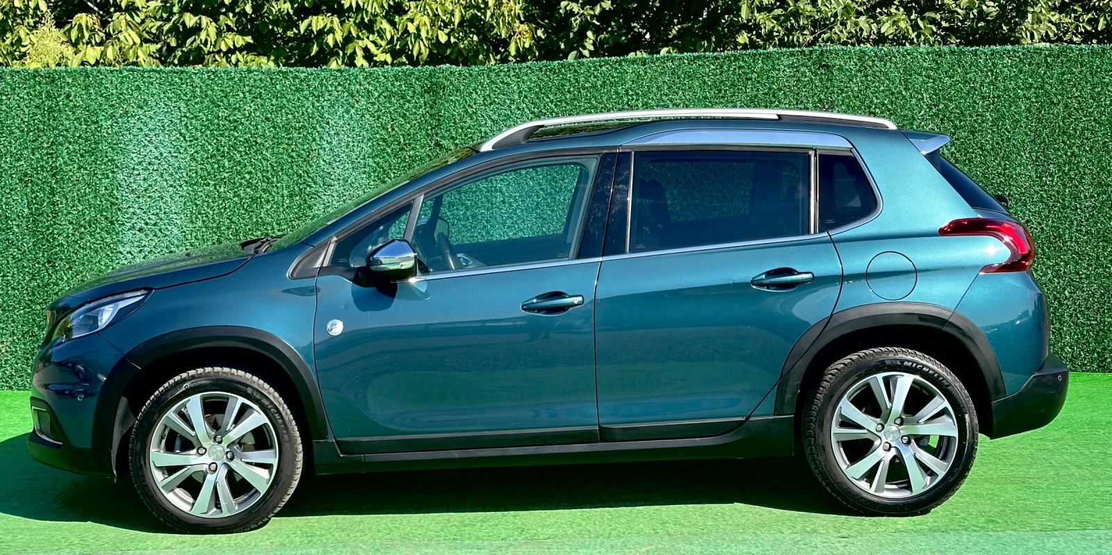 Peugeot 2008 CROSSWAY / 1.6HDI 120ks / 6 скор / PANORAMA  - изображение 7