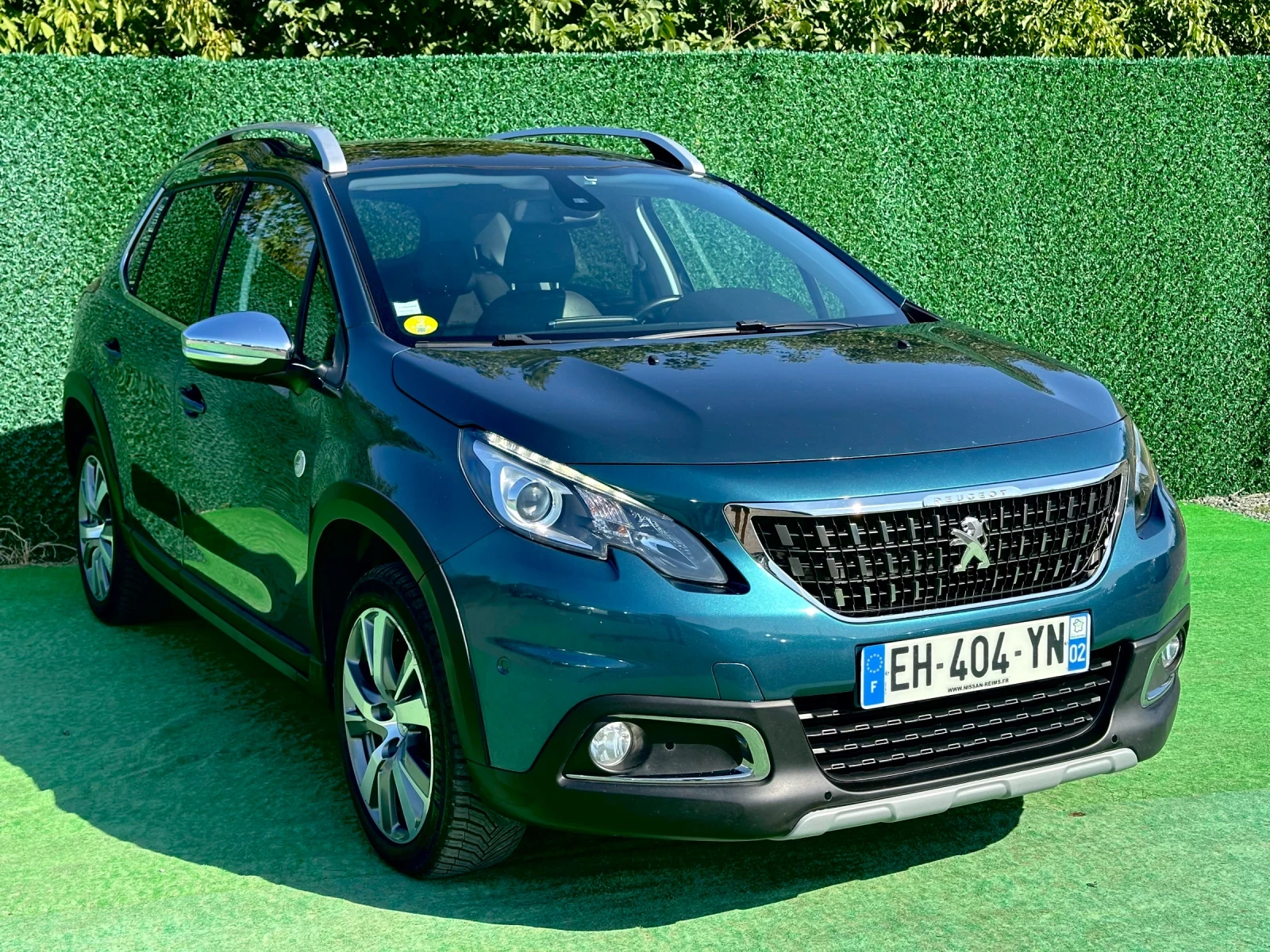 Peugeot 2008 CROSSWAY / 1.6HDI 120ks / 6 скор / PANORAMA  - изображение 2