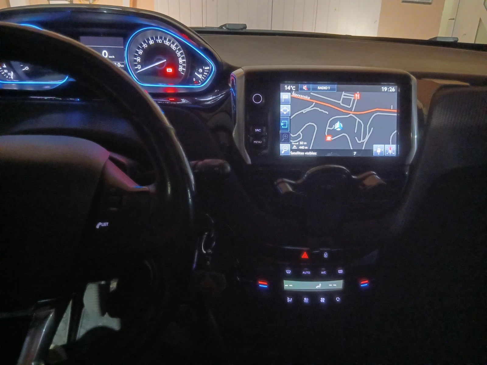 Peugeot 2008 Blue HDI | Mobile.bg   14