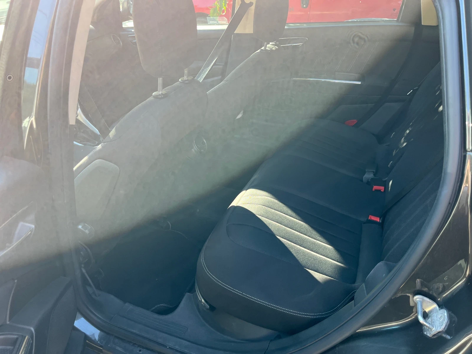 Lancia Delta 1.6 - изображение 6