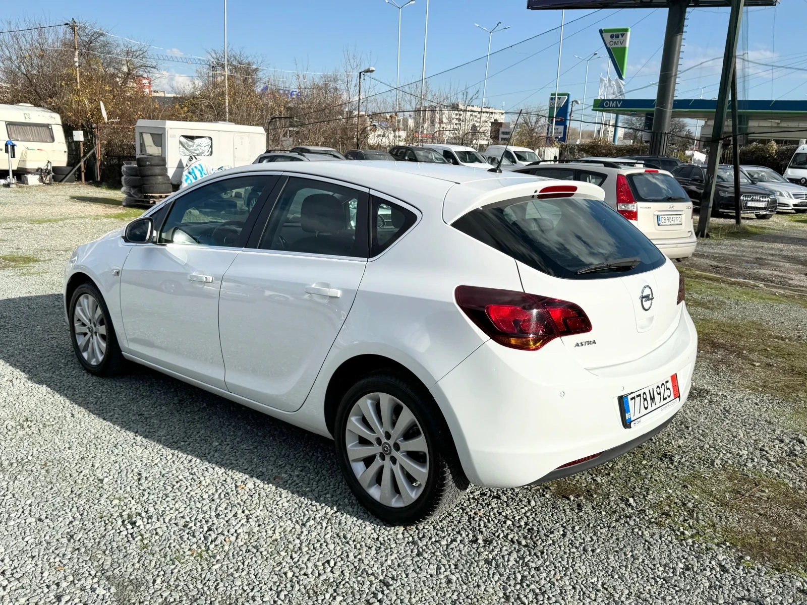 Opel Astra 1.6i* AUTOMATIC* КАТО НОВА* 47 000км* COSMO *  - изображение 5