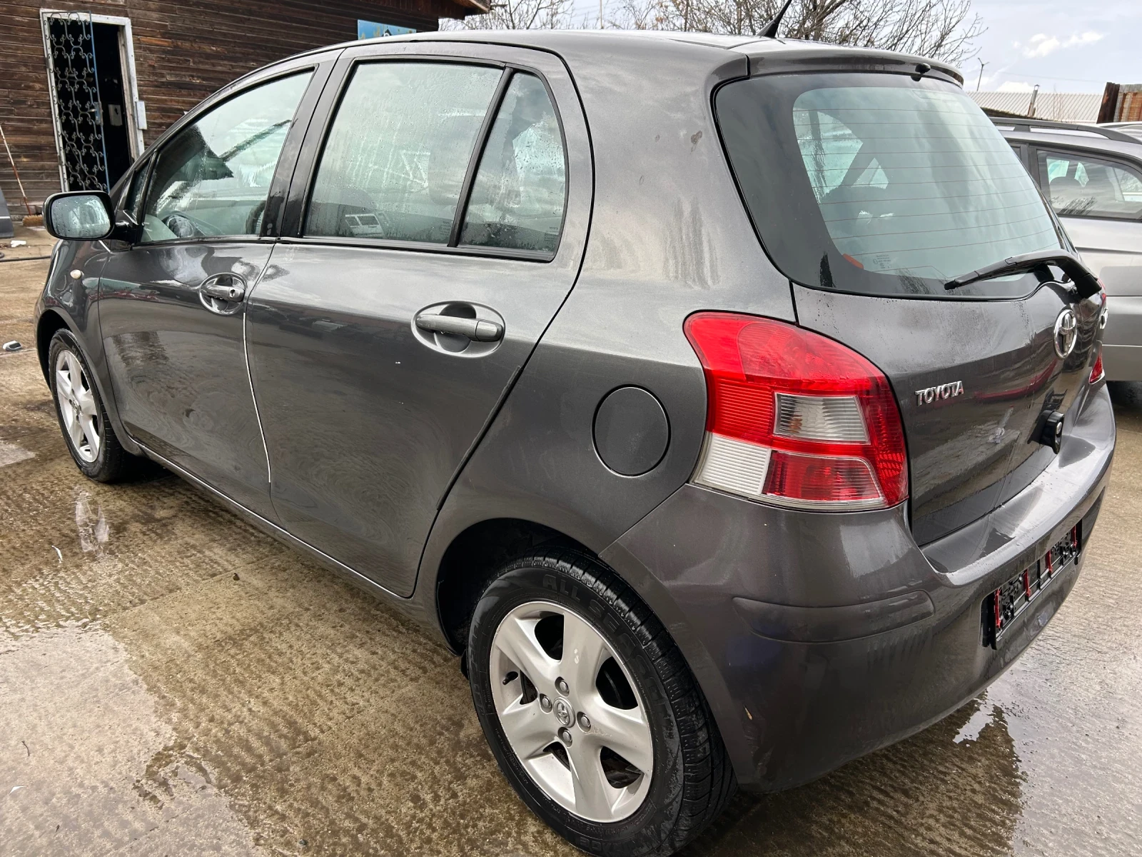 Toyota Yaris 1.4 d4d ��� ���� | Mobile.bg � ����������� 3