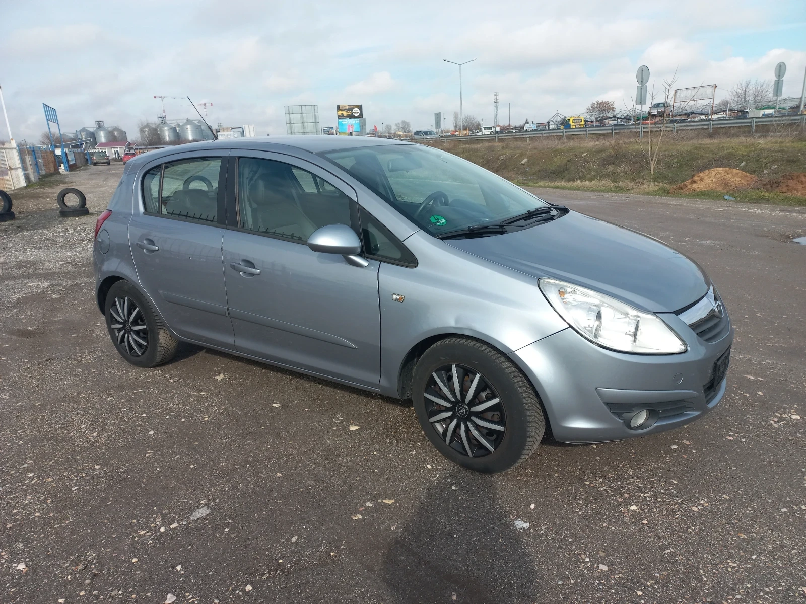 Opel Corsa 1, 2 i | Mobile.bg � ����������� 4