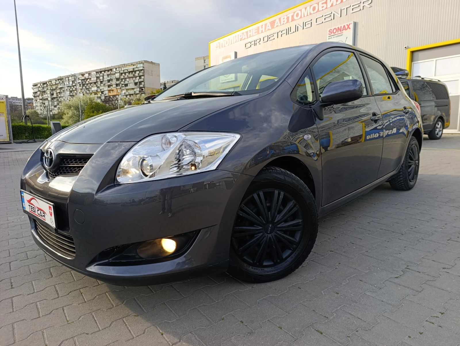 Toyota Auris 1.33 LineaTerra, снимка 3 - Автомобили и джипове - 54261996