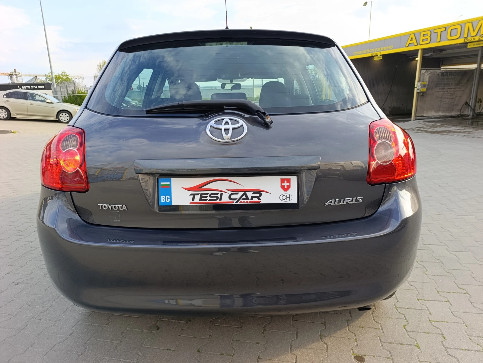 Toyota Auris 1.33 LineaTerra, снимка 4 - Автомобили и джипове - 54261996