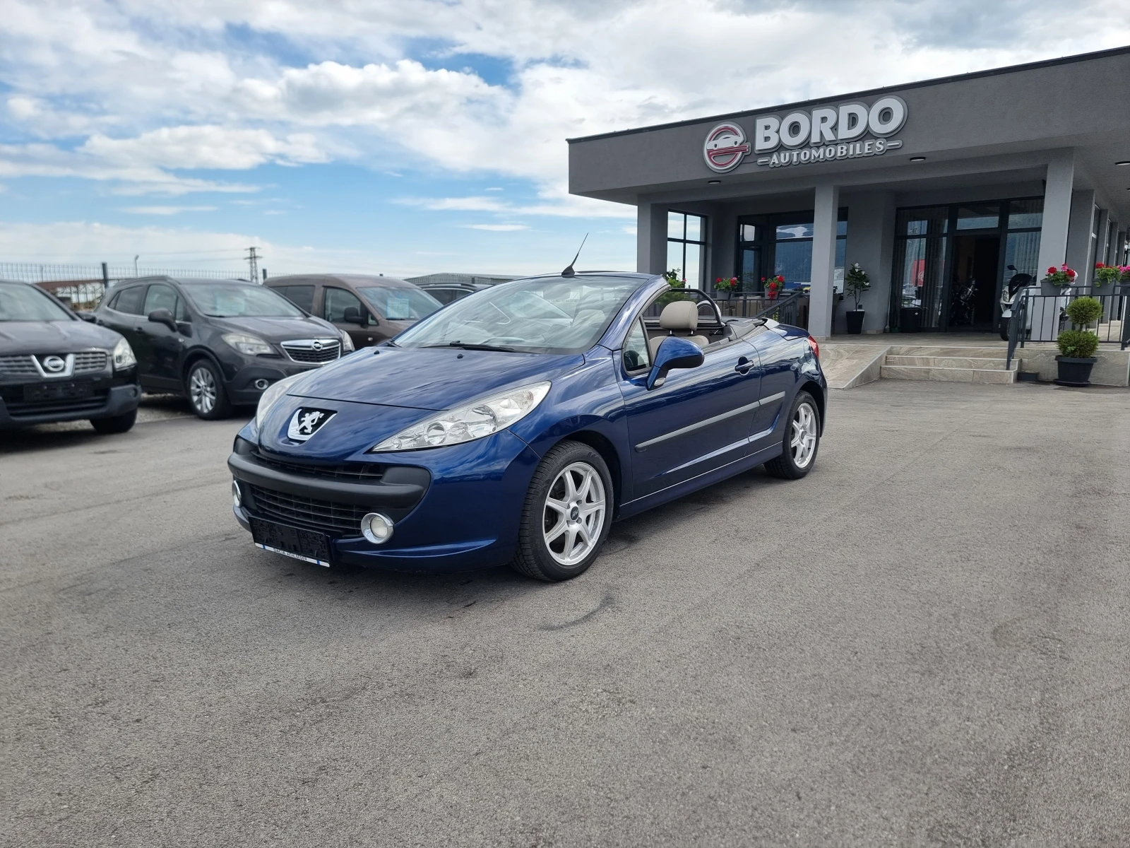 Peugeot 207 1.6I, снимка 2 - Автомобили и джипове - 54565420