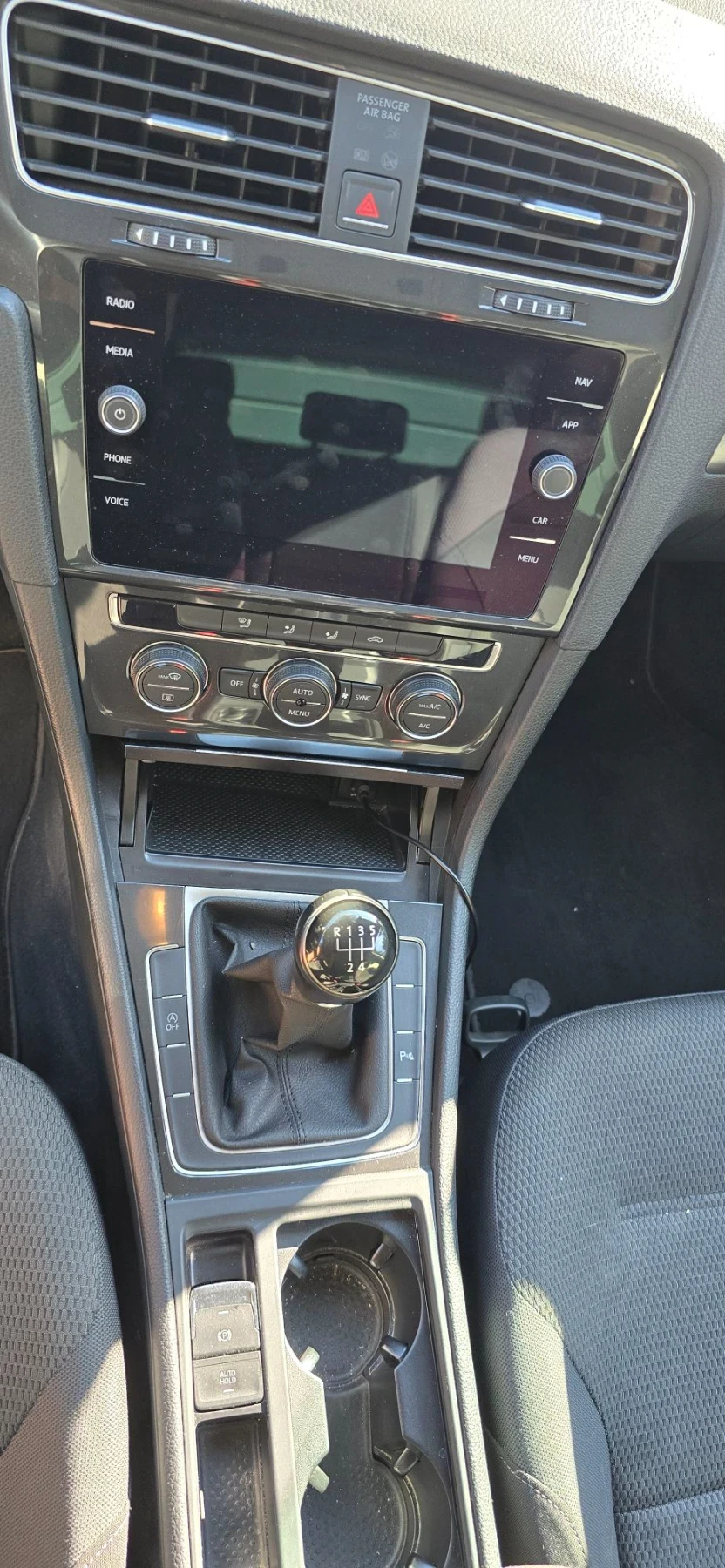 VW Golf R Line, снимка 9 - Автомобили и джипове - 55749095