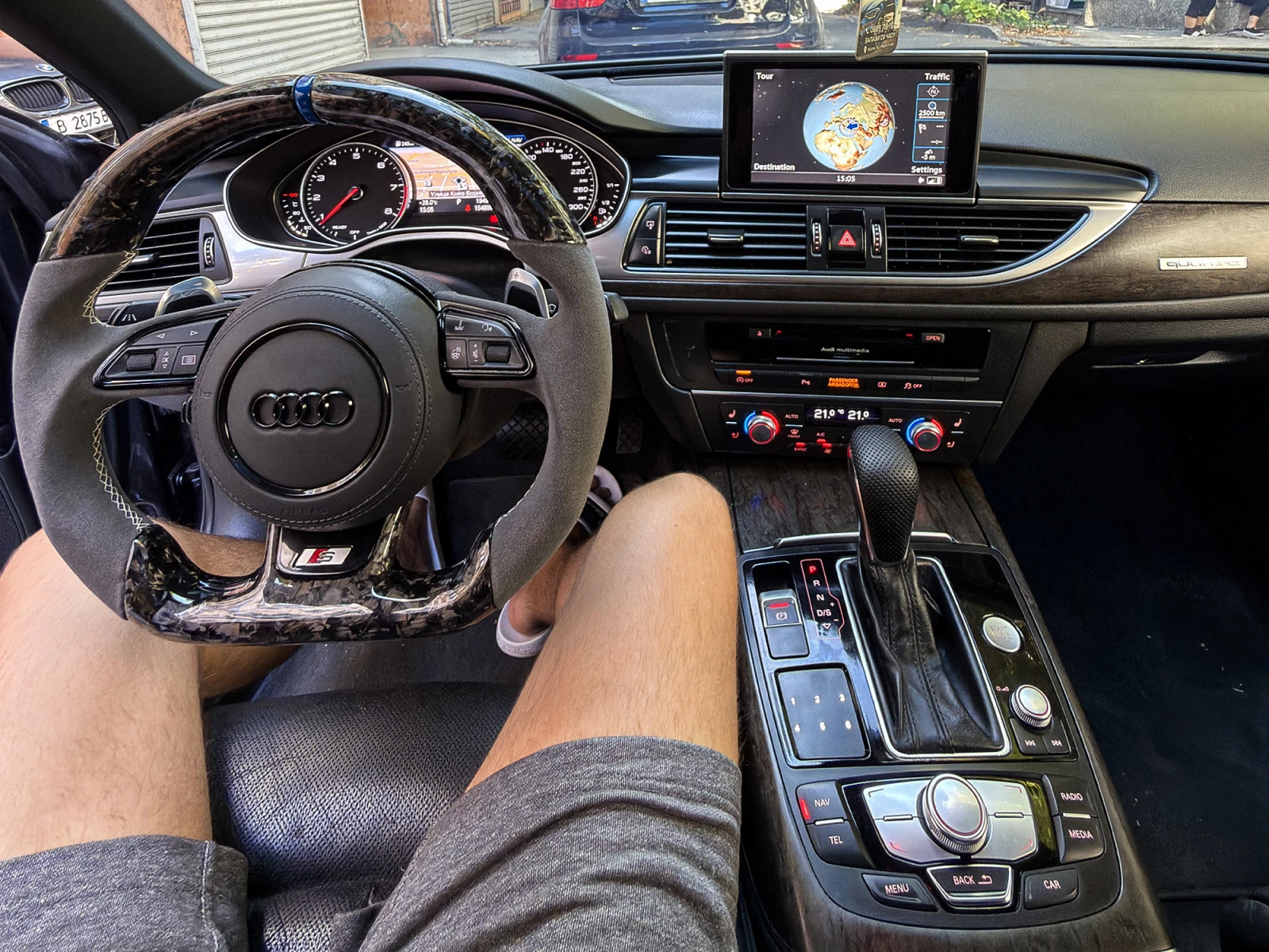 Audi A6 3.0TFSI 333hp S-line ZF8 360 Lane Assist Distronic, снимка 11 - Автомобили и джипове - 56005333