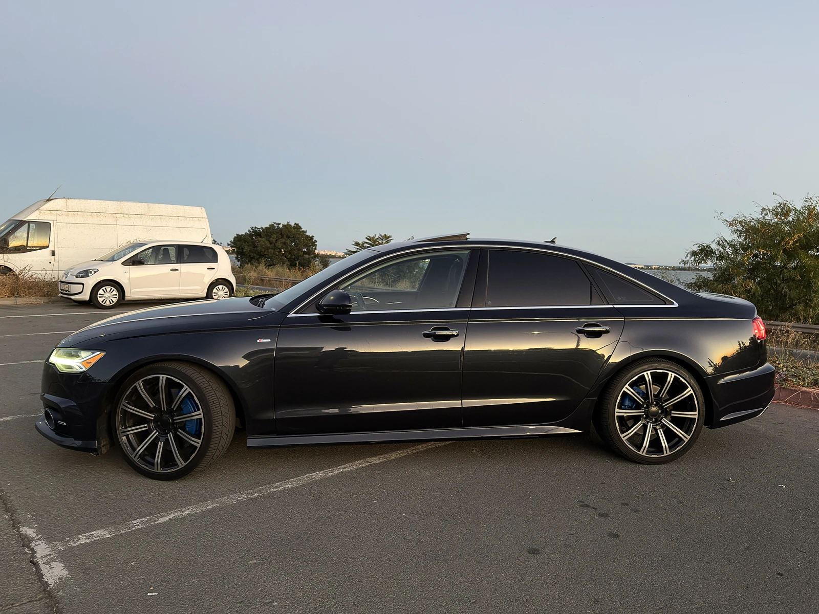 Audi A6 3.0TFSI 333hp S-line ZF8 360 Lane Assist Distronic, снимка 3 - Автомобили и джипове - 56005333