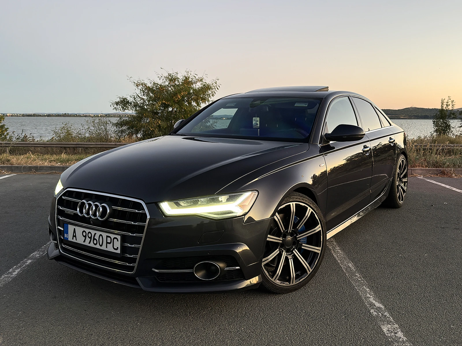 Audi A6 3.0TFSI 333hp S-line ZF8 360 Lane Assist Distronic