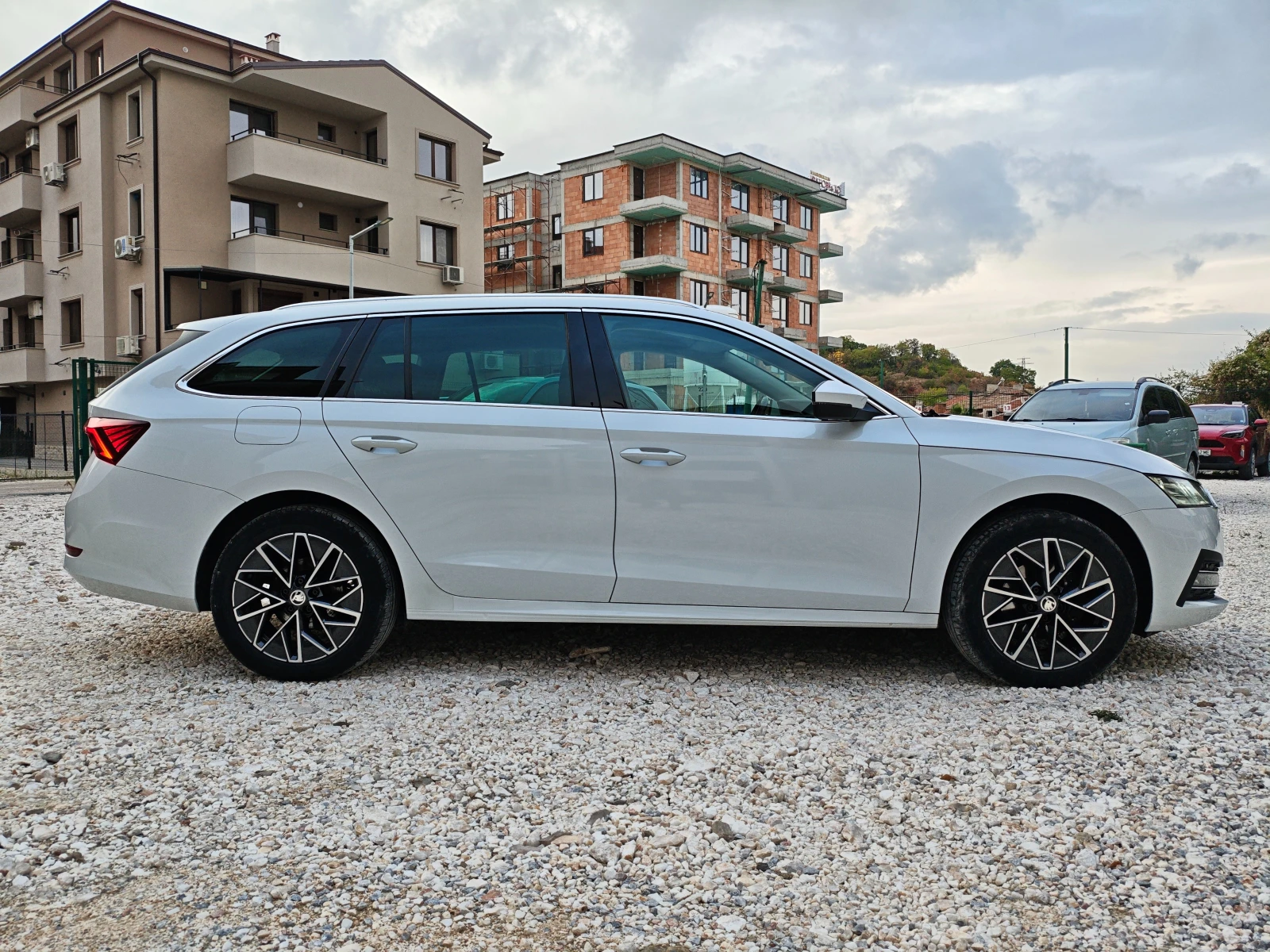 Skoda Octavia Skoda Octavia - 2.0 Tdi DSG Style Plu | Mobile.bg � ����������� 4
