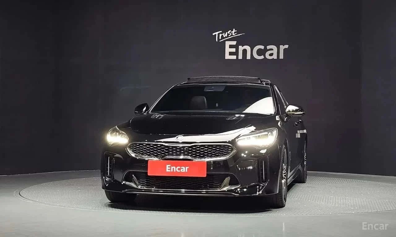 Kia Stinger, снимка 3 - Автомобили и джипове - 56730258