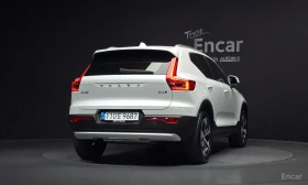 Volvo XC40 B4 Ultra Bright| PANORAMA| LED| DIGITAL COCKPIT| , снимка 4