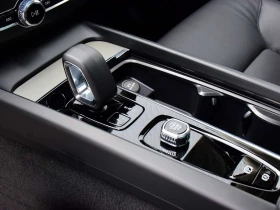 Volvo XC60 B5 AWD, снимка 11