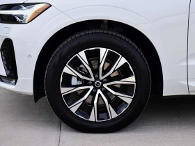 Volvo XC60 B5 AWD, снимка 4