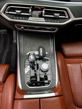 BMW X7 M50d, снимка 7 - Автомобили и джипове - 46211930