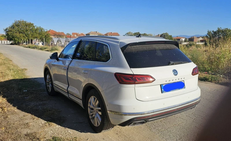 VW Touareg, снимка 1 - Автомобили и джипове - 48948491