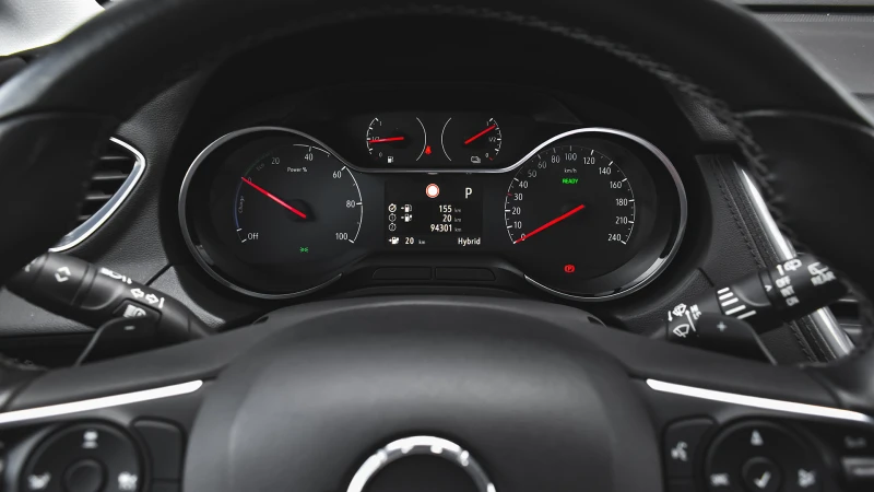 Opel Grandland X 1.6 Turbo Innovation Plug-in Hybrid4 4x4 Automatic, снимка 15 - Автомобили и джипове - 51499156