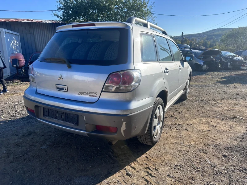 Mitsubishi Outlander 2.0 136к.с НА ЧАСТИ, снимка 5 - Автомобили и джипове - 52121556