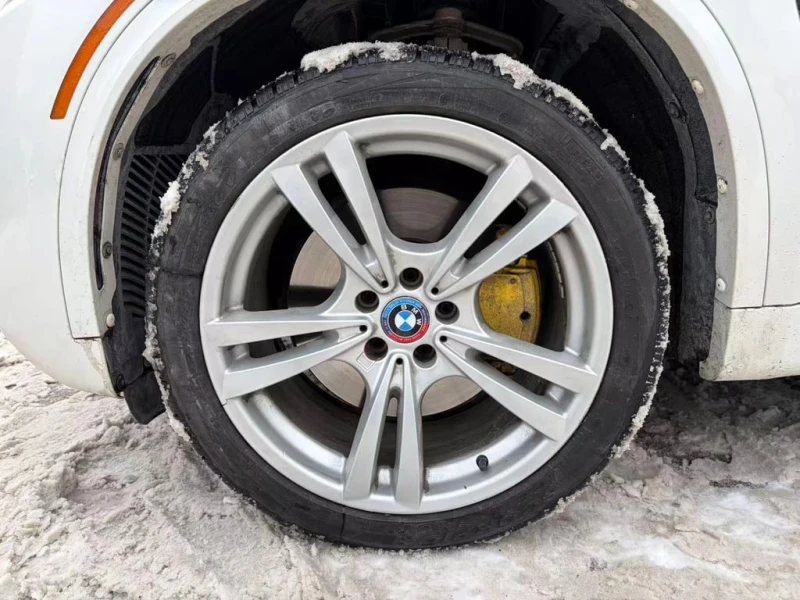 BMW X5 2014 XDRIVE50I / HEAD-UP / 360 / PANO , снимка 7 - Автомобили и джипове - 53455828