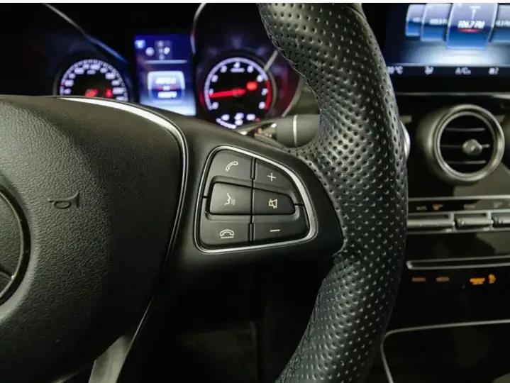 Mercedes-Benz GLC 300 AMG LINE/PANO/KEYLESS/LANE ASSIST - изображение 10