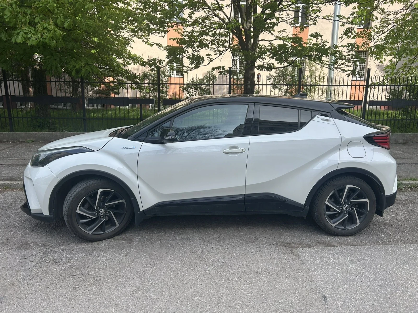 Toyota C-HR GR sport - изображение 3