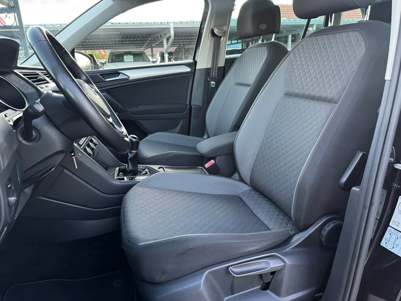 VW Tiguan 1.6TDI  | Mobile.bg   7