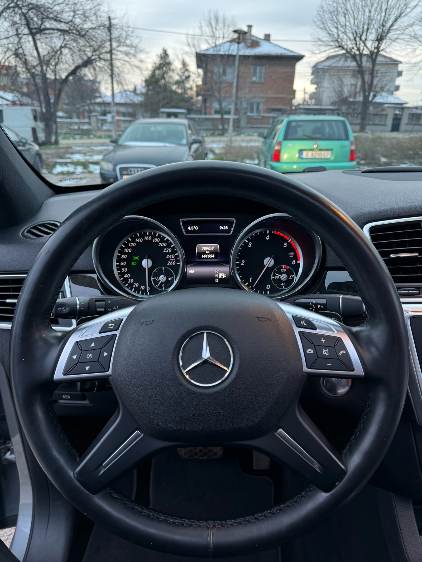 Mercedes-Benz ML 350 141 000��* AMG* �������* 360* ��������* PARK ASSIS | Mobile.bg � ����������� 11