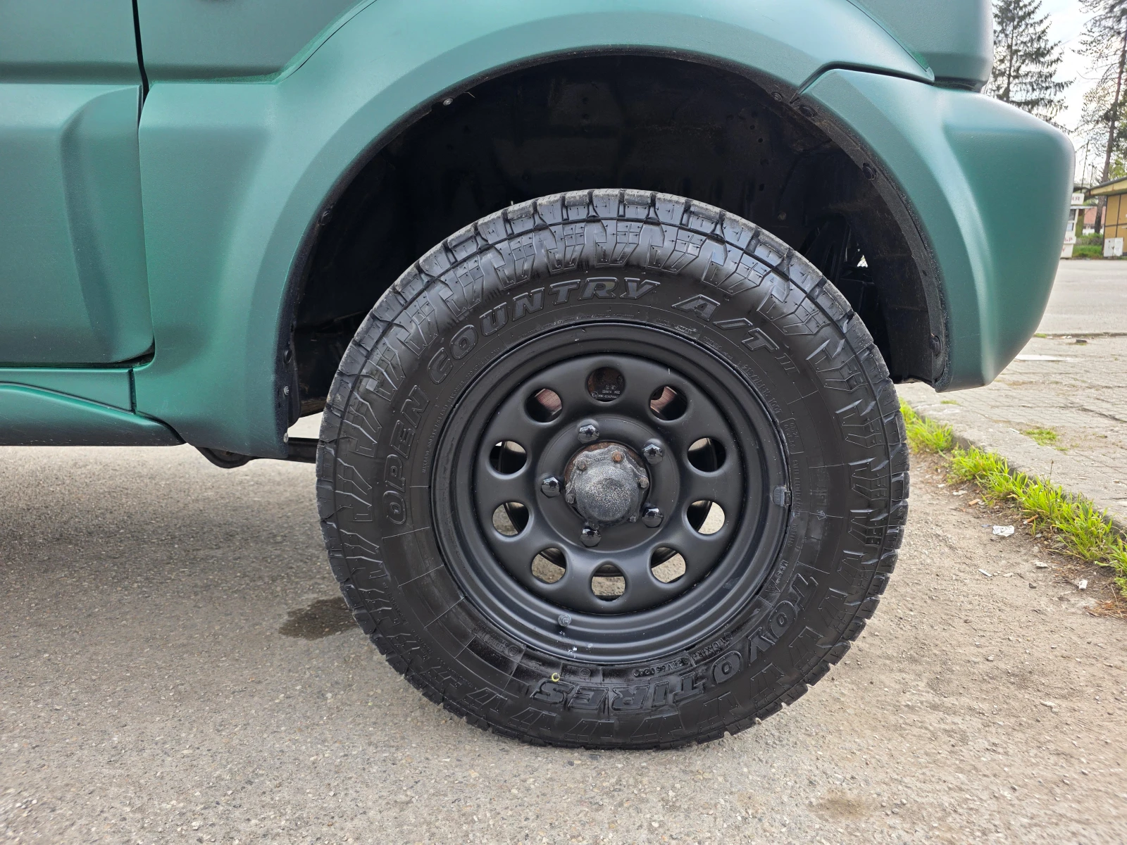 Suzuki Jimny, снимка 15 - Автомобили и джипове - 54400401