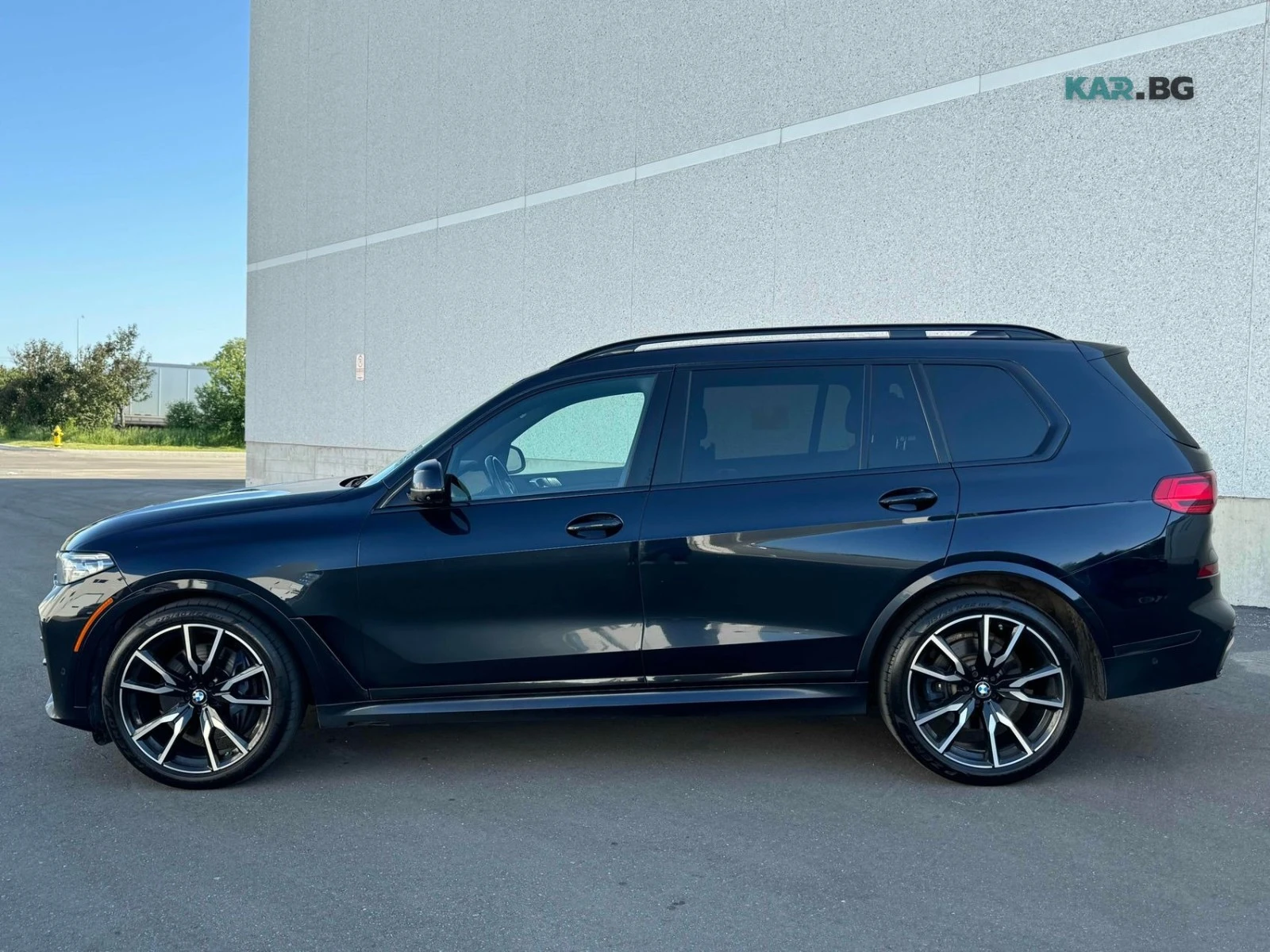BMW X7 xDrive40i * M-Sport * АвтоКредит * (ЦЕНА ДО БГ), снимка 5 - Автомобили и джипове - 54774918