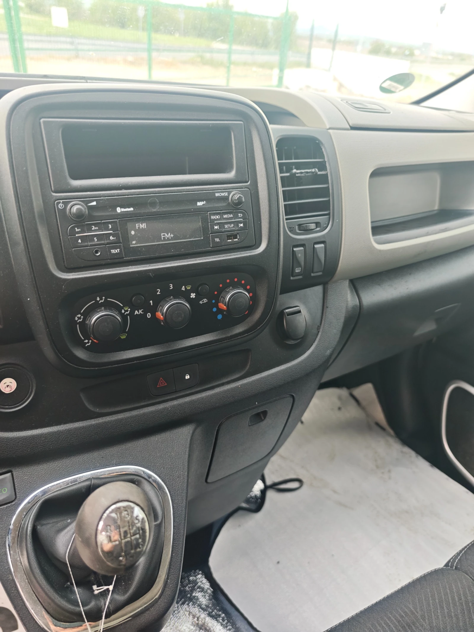 Renault Trafic 120. ЛИЗИНГ, снимка 10 - Бусове и автобуси - 44922402