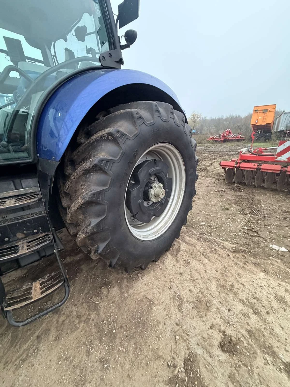 Трактор New Holland T7.270 - изображение 7