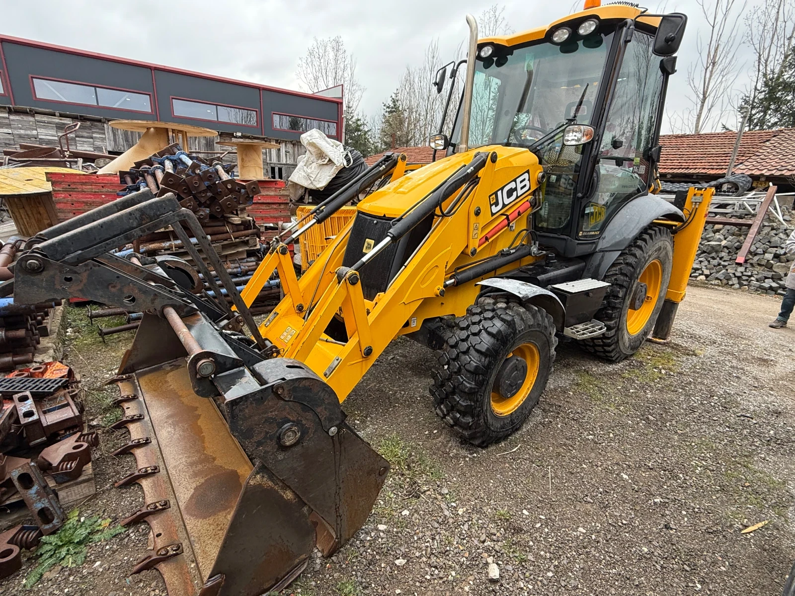Багер JCB 3CX | Auto.bg — изображение 1