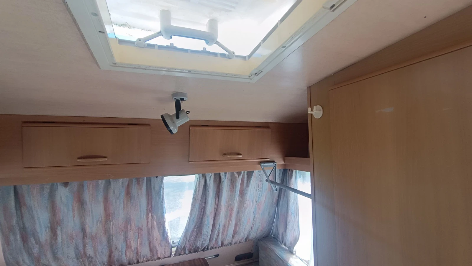 �������� Adria 350 �����������  | Mobile.bg � ����������� 6