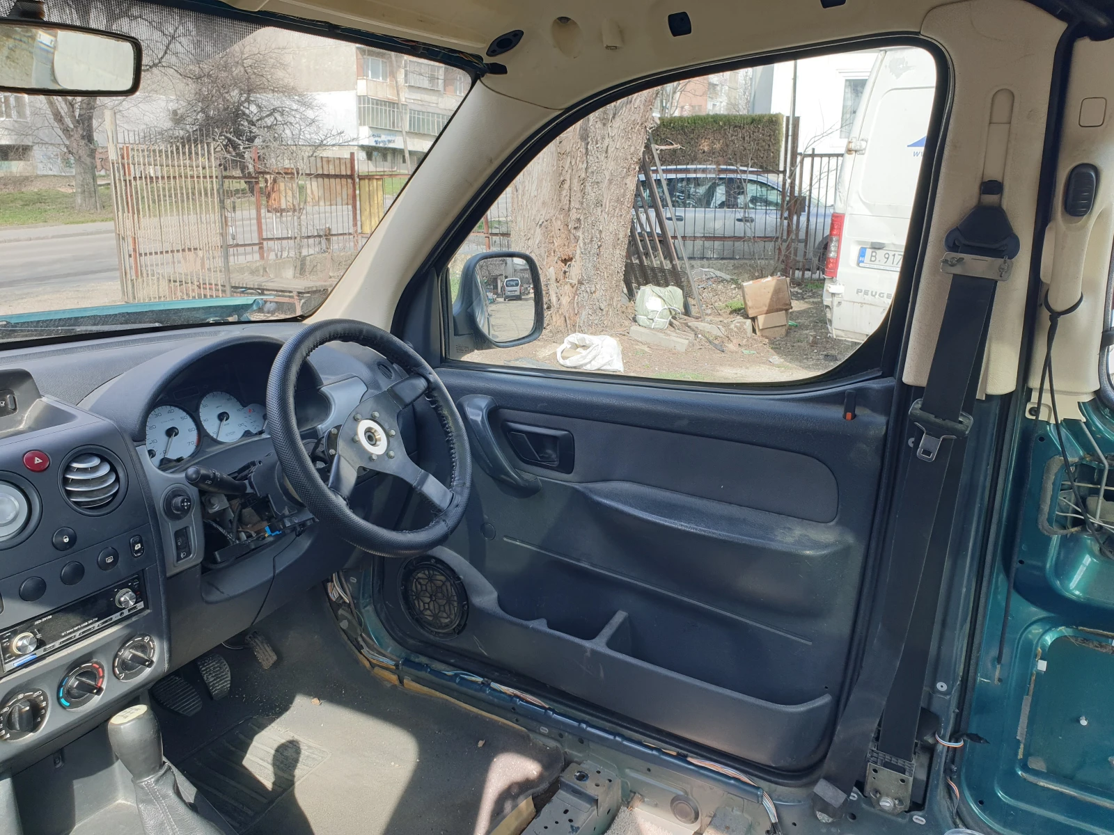 Citroen Berlingo Peugeot Partner дясна врата предна цвят KRZD, снимка 3 - Части - 54481950