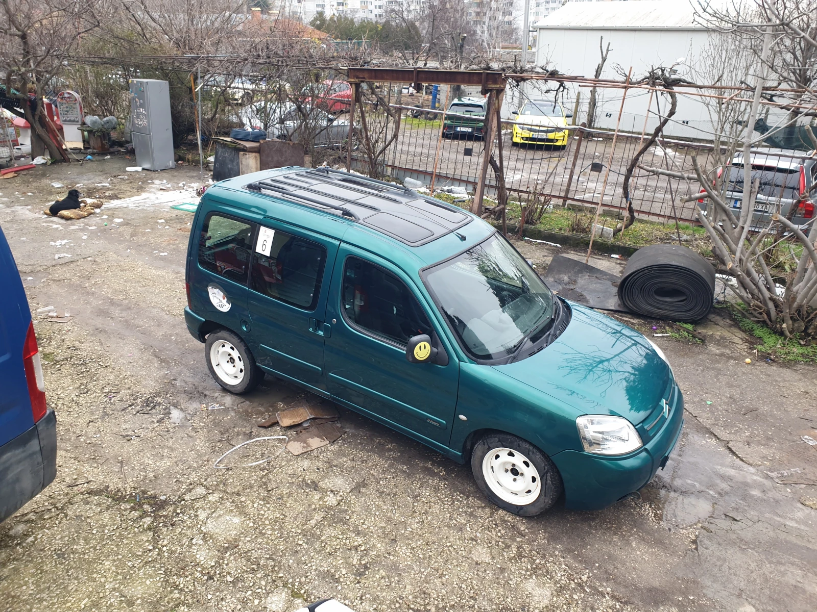 Citroen Berlingo Peugeot Partner дясна врата предна цвят KRZD, снимка 4 - Части - 54481950
