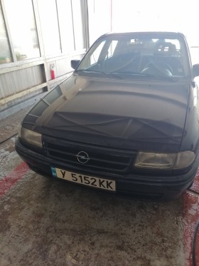 Opel Astra, снимка 1 - Автомобили и джипове - 45178593